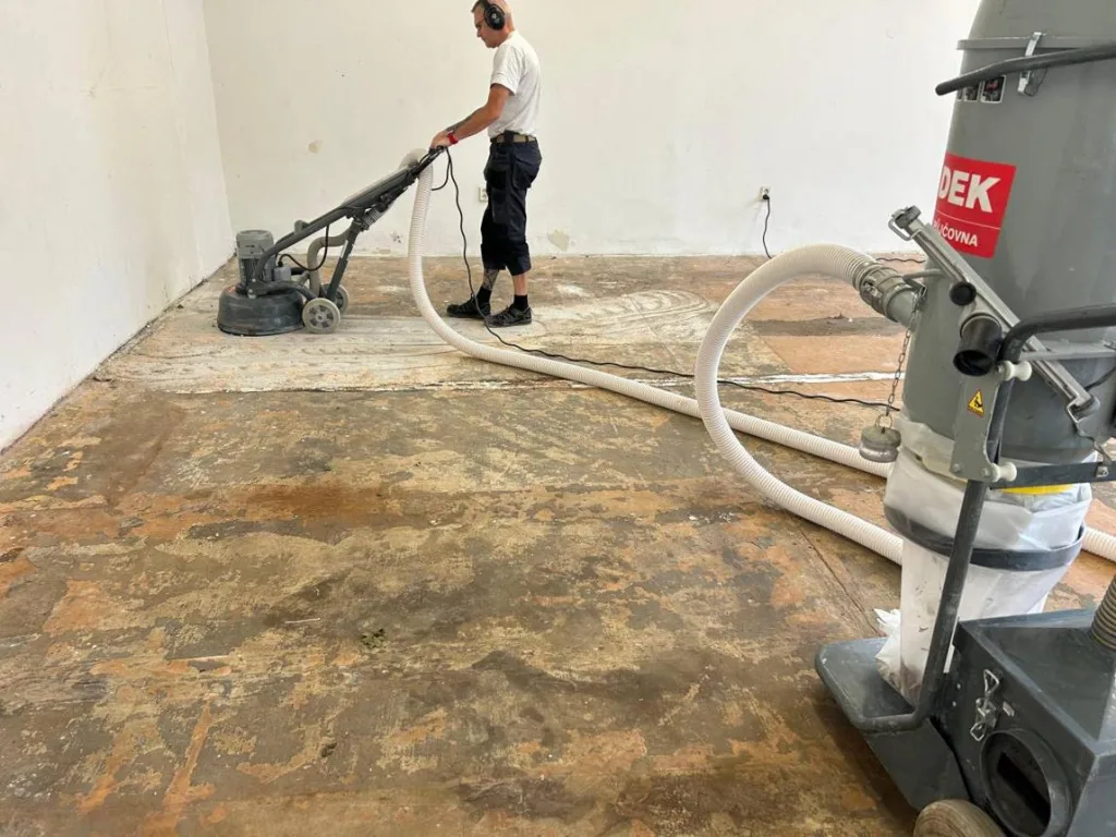 Betono grindų paruošimas profesionalia įranga